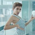 サントリー ジムビーム 「ローラ登場」篇